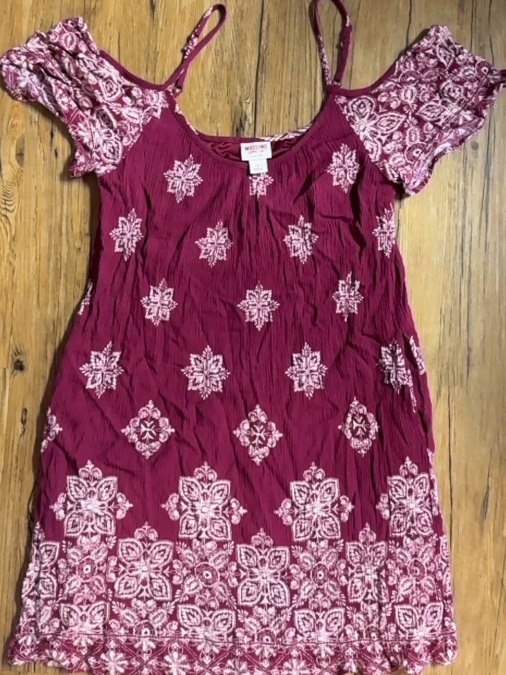 Mossimo Supply Co. Magenta Cold-Shoulder Camisole